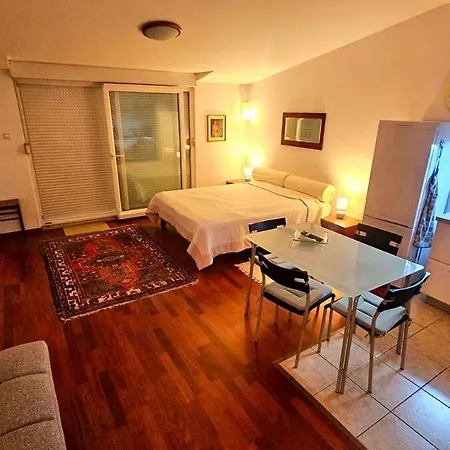 公寓 Maja W Privateparking *